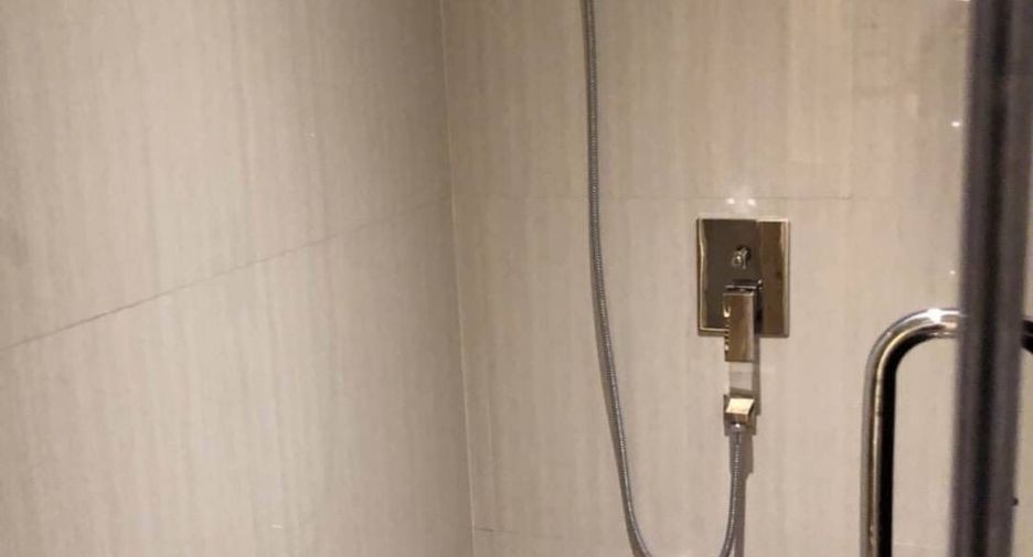 For sale 1 bed condo in Watthana, Bangkok