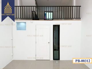 Local comercial en venta de 3 habitaciones en Phra Pradaeng, Samut Prakan