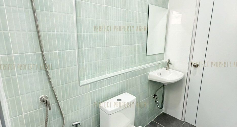 Local comercial en venta de 3 habitaciones en Phra Pradaeng, Samut Prakan