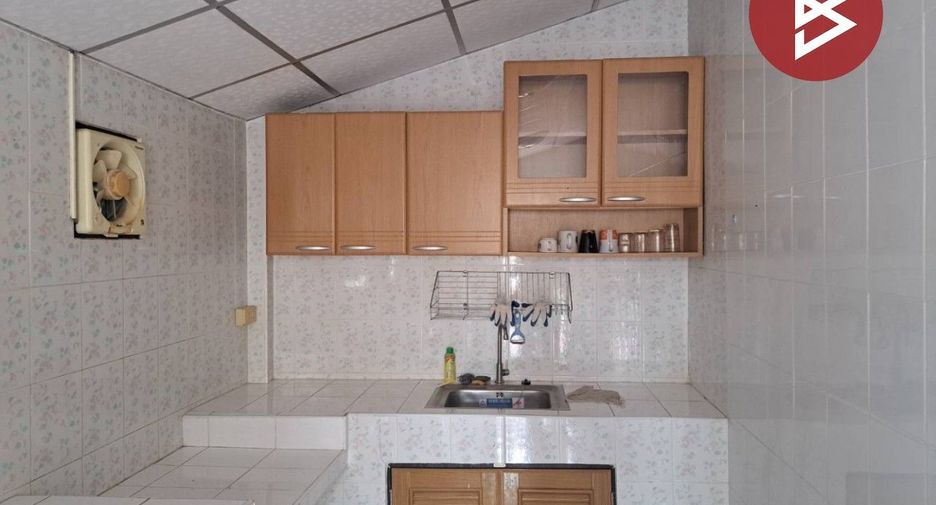 For sale 3 bedrooms house in Mueang Nakhon Sawan, Nakhon Sawan