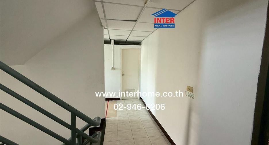 Büro zum Kauf mit 2 Zimmer in Bang Kapi, Bangkok