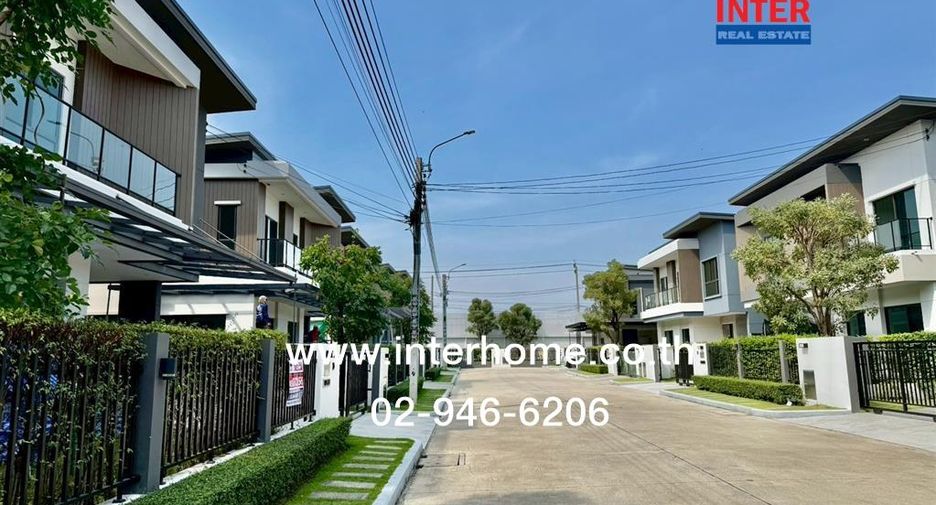 For sale 4 bedrooms house in Lat Krabang, Bangkok
