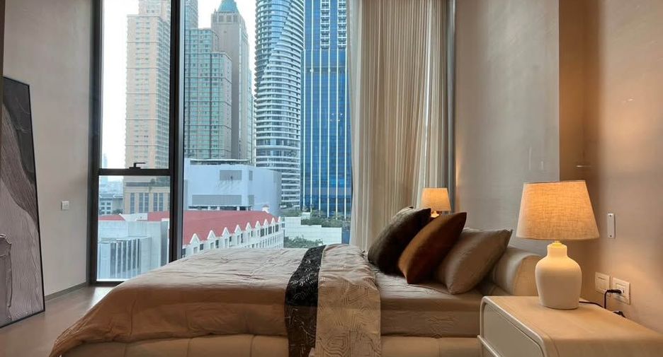 For rent 2 bedrooms condo in Pathum Wan, Bangkok