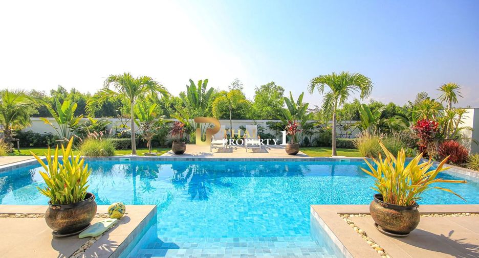 For sale 4 bedrooms villa in Pran Buri, Prachuap Khiri Khan