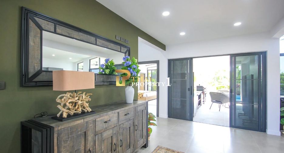 For sale 4 bedrooms villa in Pran Buri, Prachuap Khiri Khan