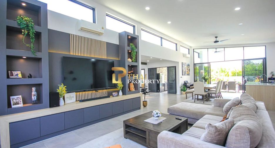 For sale 4 bedrooms villa in Pran Buri, Prachuap Khiri Khan