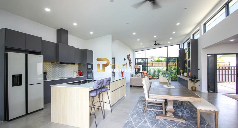 For sale 4 bedrooms villa in Pran Buri, Prachuap Khiri Khan