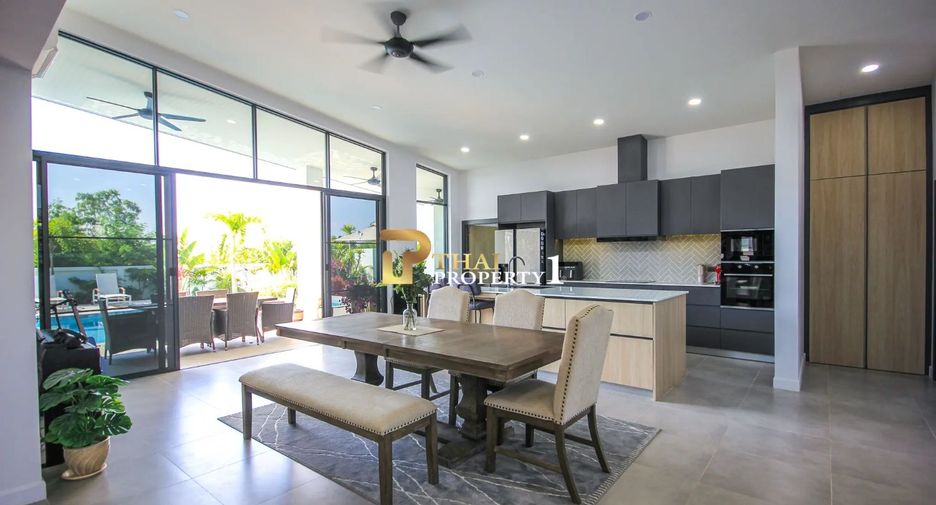 For sale 4 bedrooms villa in Pran Buri, Prachuap Khiri Khan