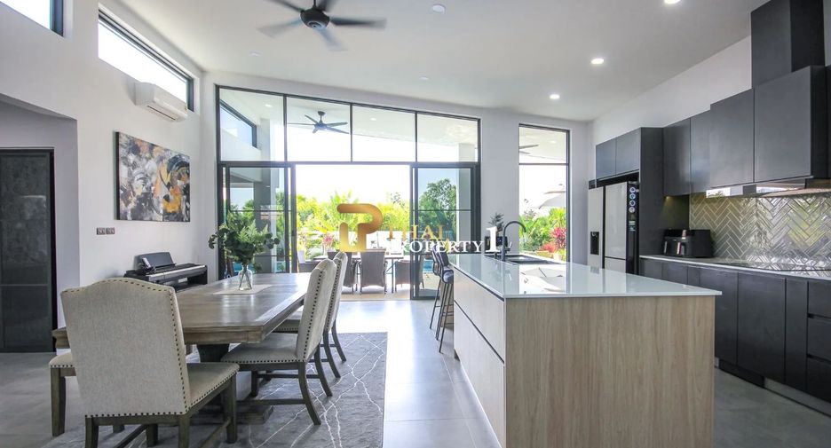 For sale 4 bedrooms villa in Pran Buri, Prachuap Khiri Khan