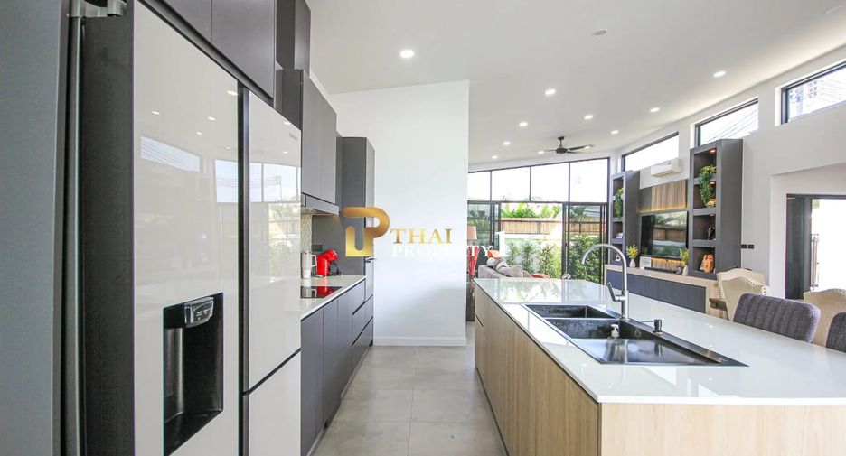 For sale 4 bedrooms villa in Pran Buri, Prachuap Khiri Khan
