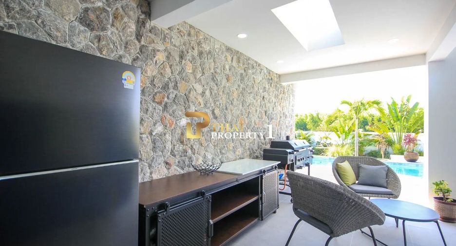 For sale 4 bedrooms villa in Pran Buri, Prachuap Khiri Khan