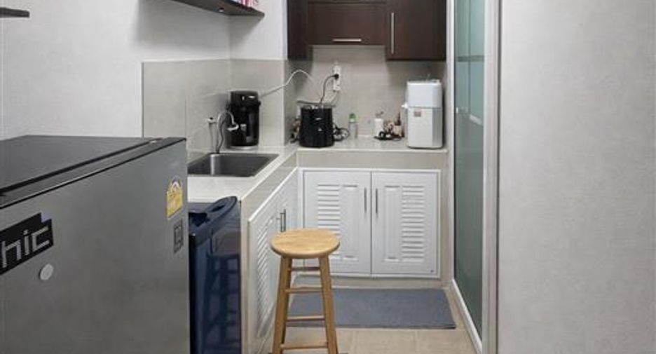 For sale 1 bed condo in Bang Kho Laem, Bangkok