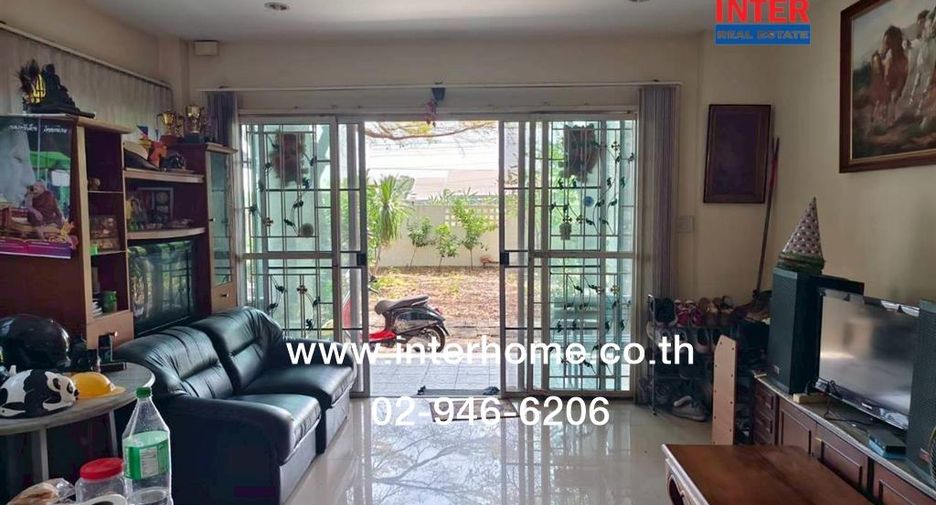 For sale 4 bedrooms house in Khlong Luang, Pathum Thani