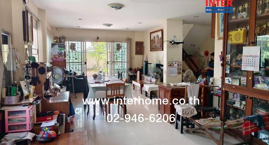 For sale 4 bedrooms house in Khlong Luang, Pathum Thani