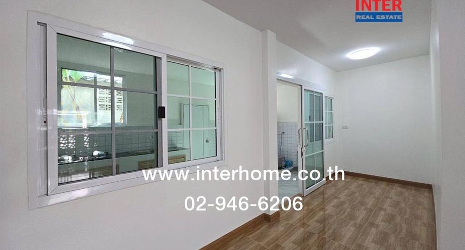 For sale 3 bedrooms townhouse in Khlong Sam Wa, Bangkok