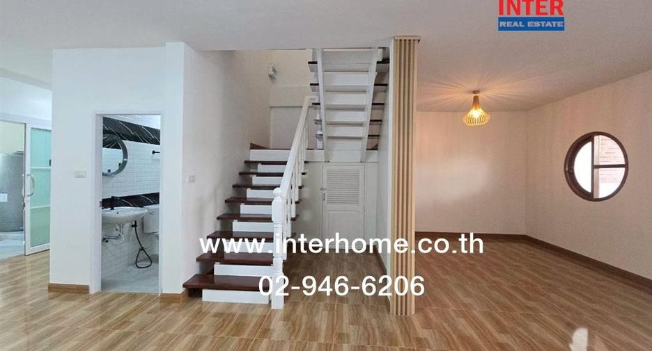For sale 3 bedrooms townhouse in Khlong Sam Wa, Bangkok