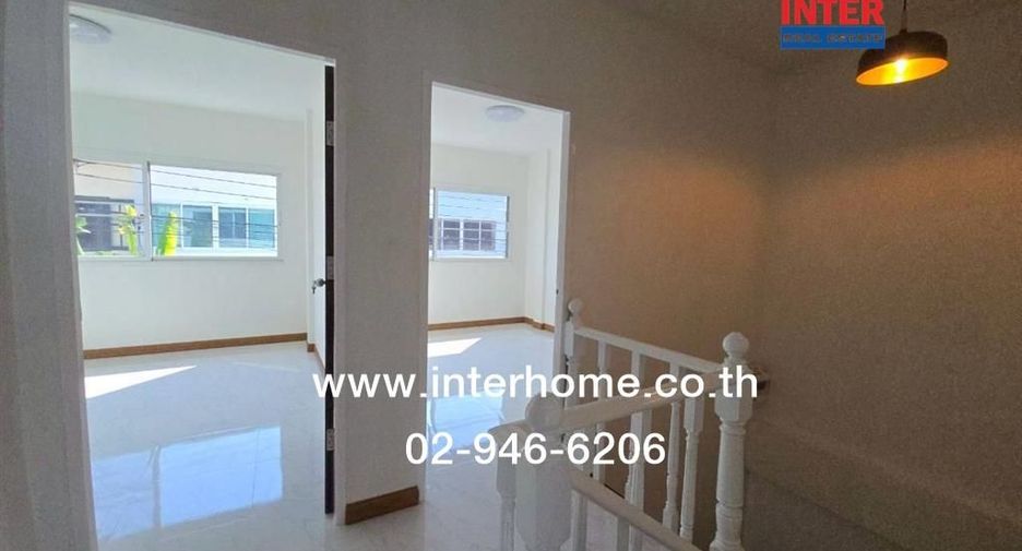 For sale 3 bedrooms townhouse in Khlong Sam Wa, Bangkok