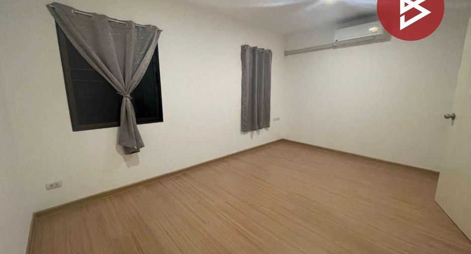 出售 2 卧室 联排别墅 在 Sam Khok, Pathum Thani
