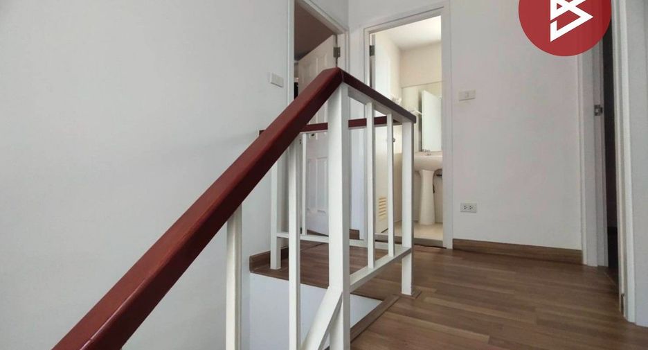 For sale 7 bedrooms house in Nong Chok, Bangkok