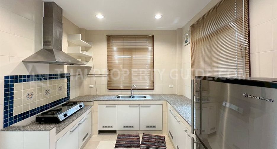 For rent 4 bedrooms house in Suan Luang, Bangkok