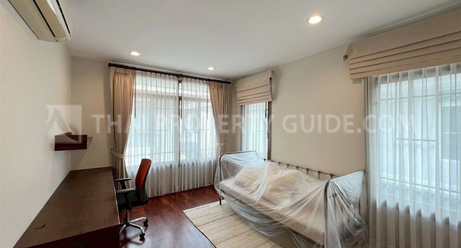 For rent 4 bedrooms house in Suan Luang, Bangkok