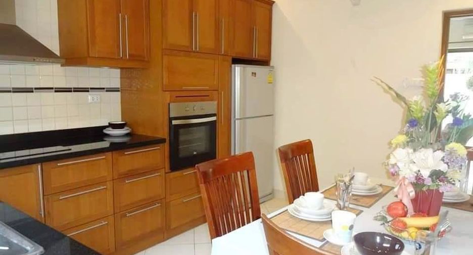 For rent 3 bedrooms villa in Jomtien, Pattaya