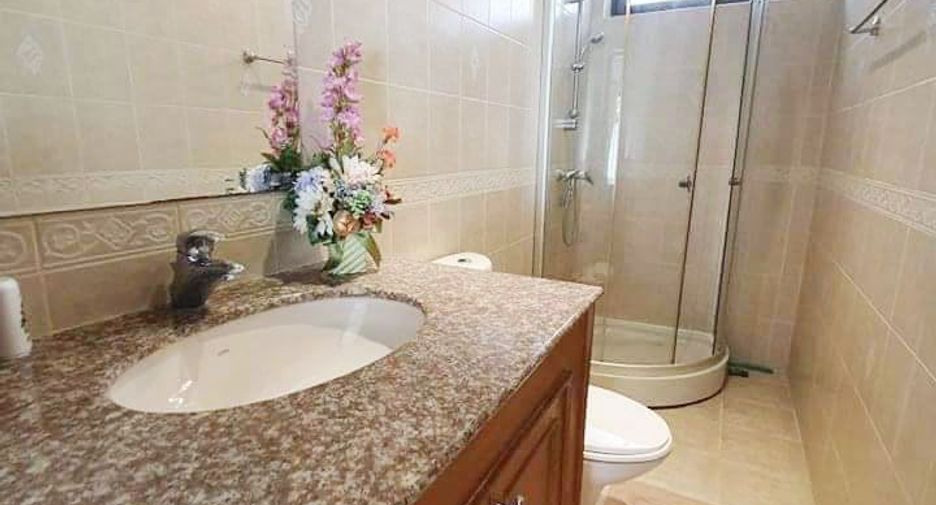 For rent 3 bedrooms villa in Jomtien, Pattaya