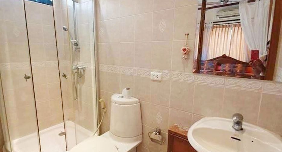 For rent 3 bedrooms villa in Jomtien, Pattaya