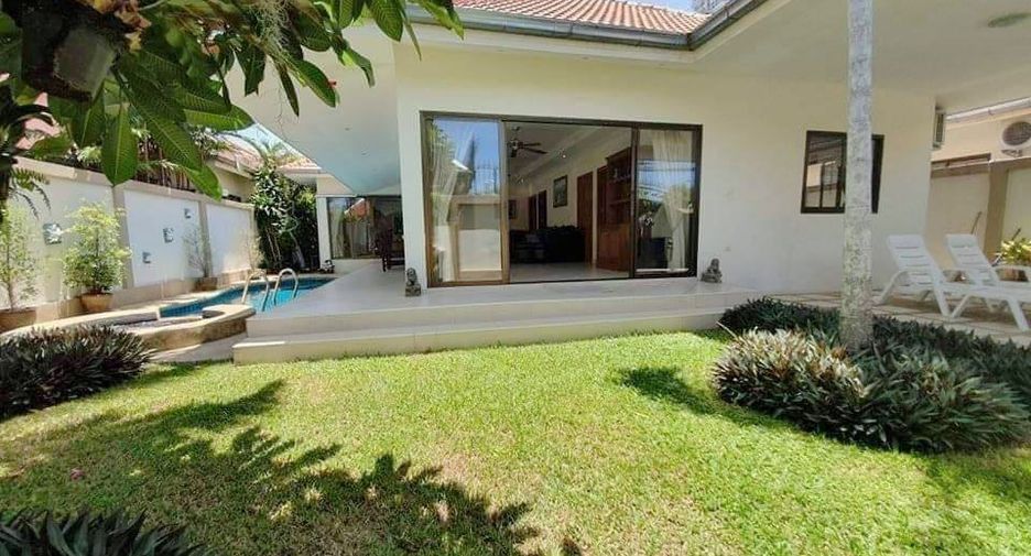 For rent 3 bedrooms villa in Jomtien, Pattaya