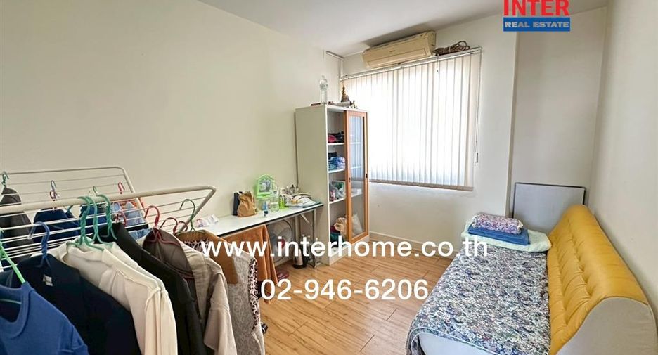 Casa adosada en venta de 3 habitaciones en Prawet, Bangkok