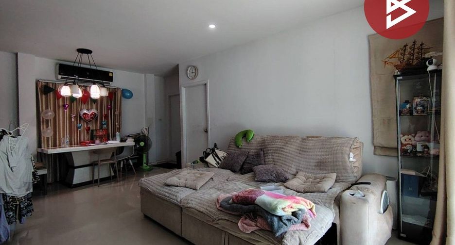 For sale 4 bedrooms townhouse in Bang Phli, Samut Prakan