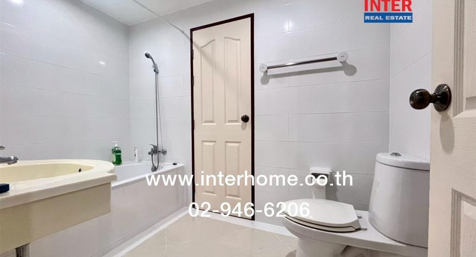 For sale 1 bed condo in Huai Khwang, Bangkok