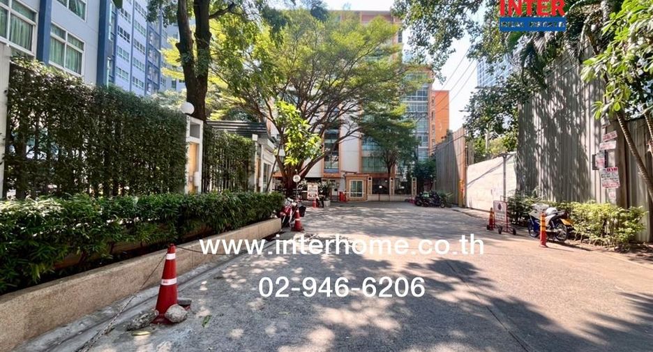 For sale 1 bed condo in Huai Khwang, Bangkok