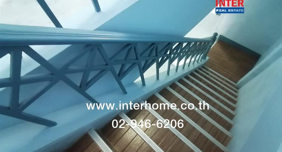 For sale 2 bedrooms townhouse in Min Buri, Bangkok