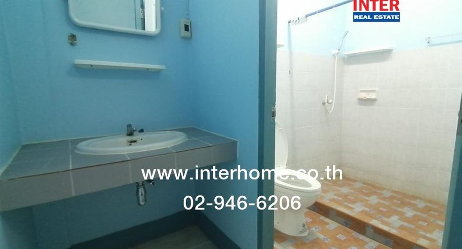 For sale 2 bedrooms townhouse in Min Buri, Bangkok