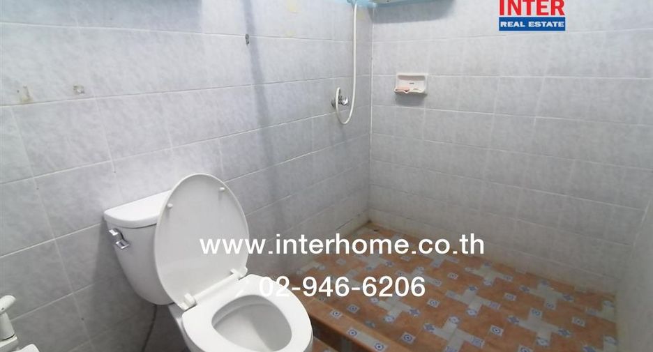 For sale 2 bedrooms townhouse in Min Buri, Bangkok