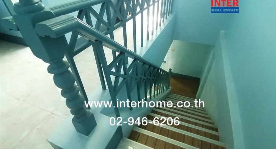 For sale 2 bedrooms townhouse in Min Buri, Bangkok