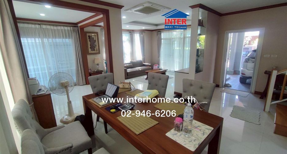 À vendre 4 chambres maison à Pak Kret, Nonthaburi