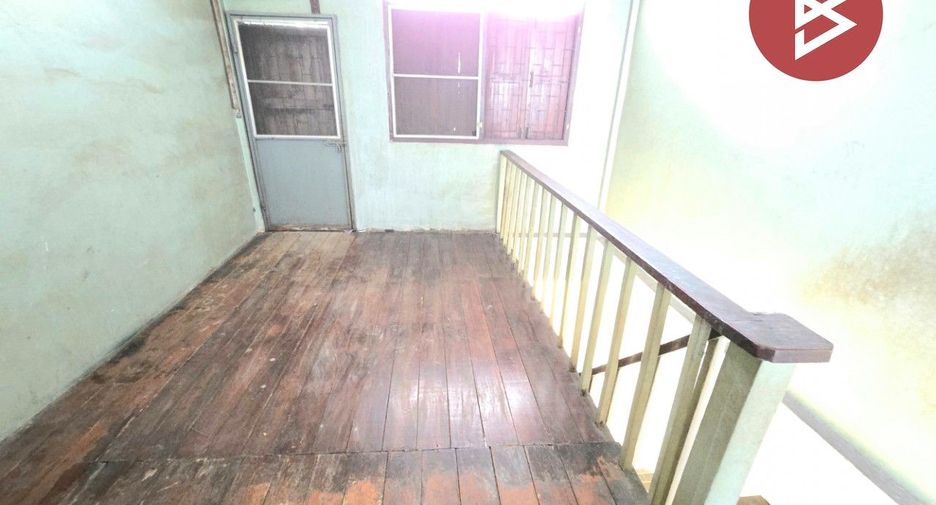 For sale 1 bed retail Space in Yan Nawa, Bangkok
