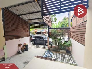 出售 4 卧室 联排别墅 在 Sam Phran, Nakhon Pathom