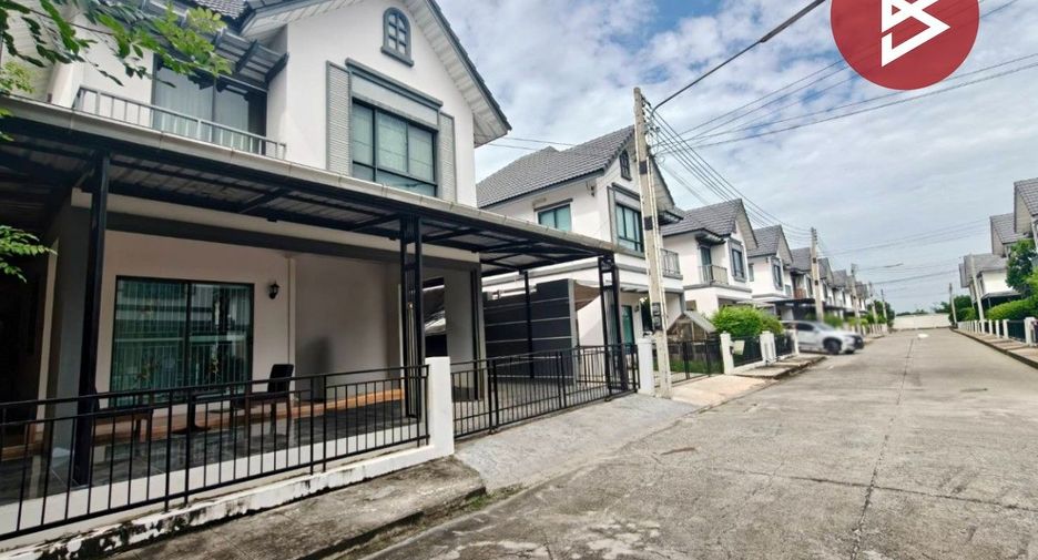 For sale 3 bedrooms townhouse in Mueang Chachoengsao, Chachoengsao