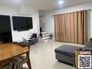 Reihenhaus zur Miete mit 3 Zimmer in Khan Na Yao, Bangkok