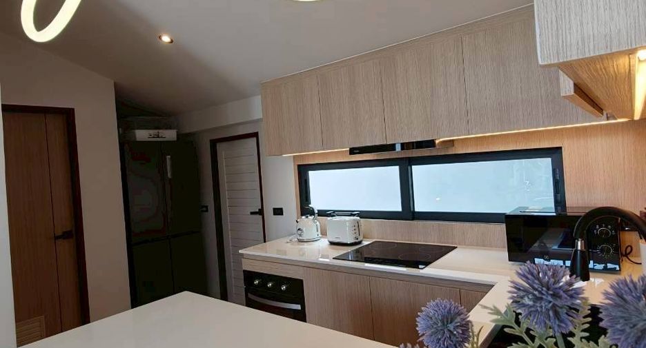 For sale 1 bed villa in Mueang Phuket, Phuket