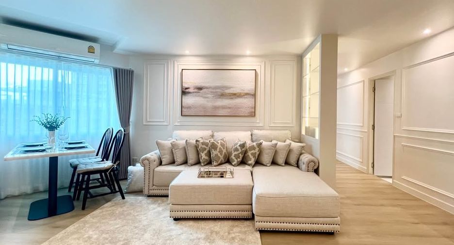 For sale 2 bedrooms condo in Yan Nawa, Bangkok