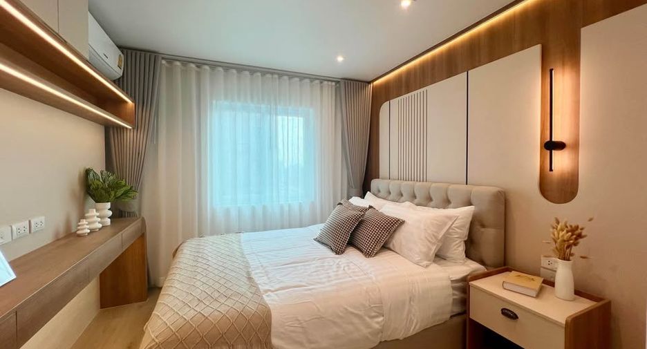 For sale 2 bedrooms condo in Yan Nawa, Bangkok