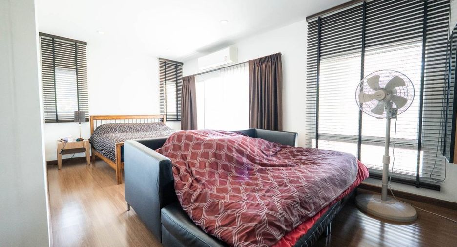 For sale 3 bedrooms house in Sai Mai, Bangkok