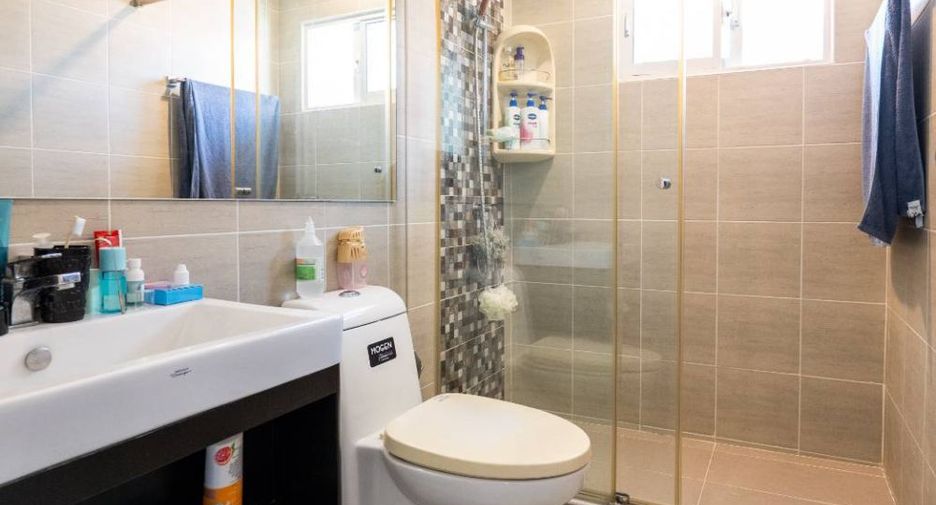For sale 3 bedrooms house in Sai Mai, Bangkok