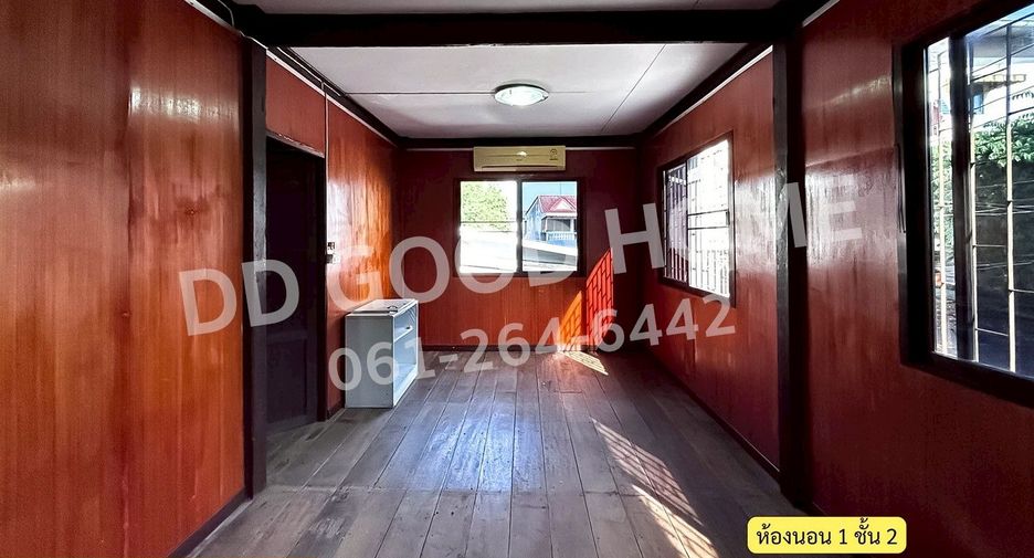 For sale 3 bedrooms house in Bangkok Noi, Bangkok