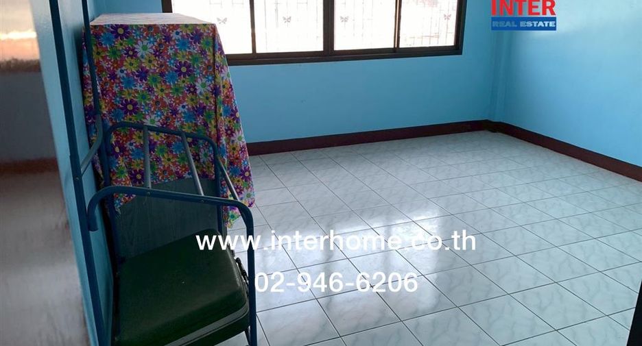 For sale 7 bedrooms retail Space in Prawet, Bangkok