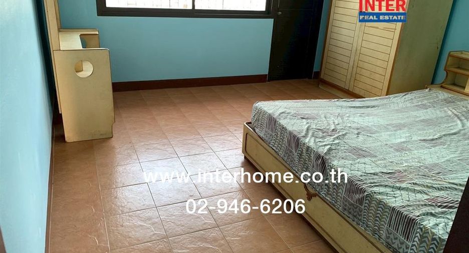 For sale 7 bedrooms retail Space in Prawet, Bangkok